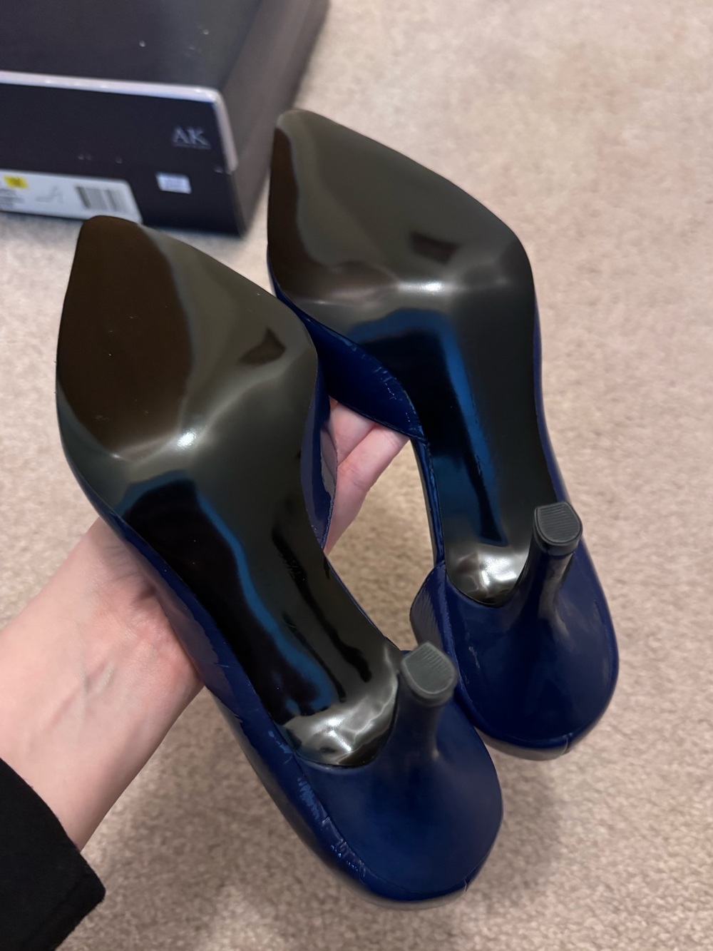 NEW Anne Klein Navy Patent Pointed-Toe Heels - Size: 7 1/2 M - Picture 8 of 9